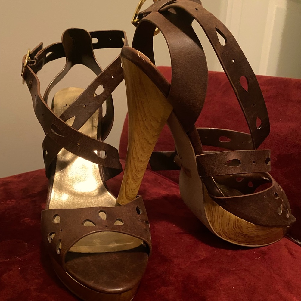 Brown Platform Heels Open-Toe Cross-Strap